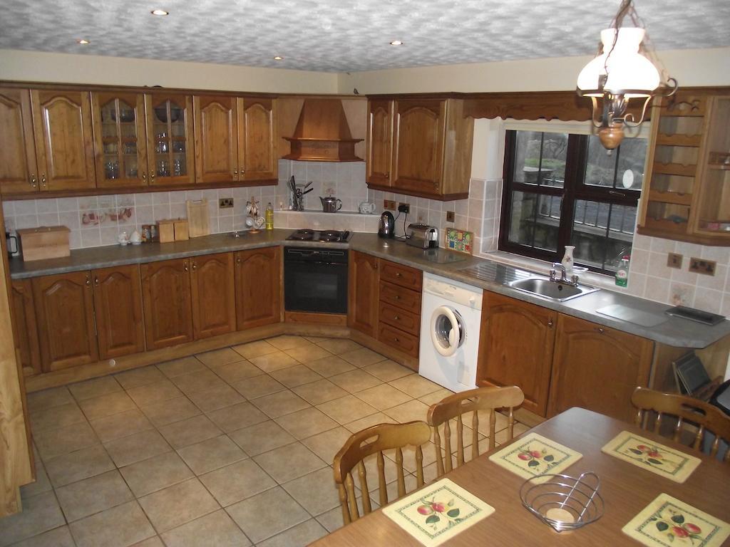 Pine View Self Catering Holiday Home Donegal Town Стая снимка